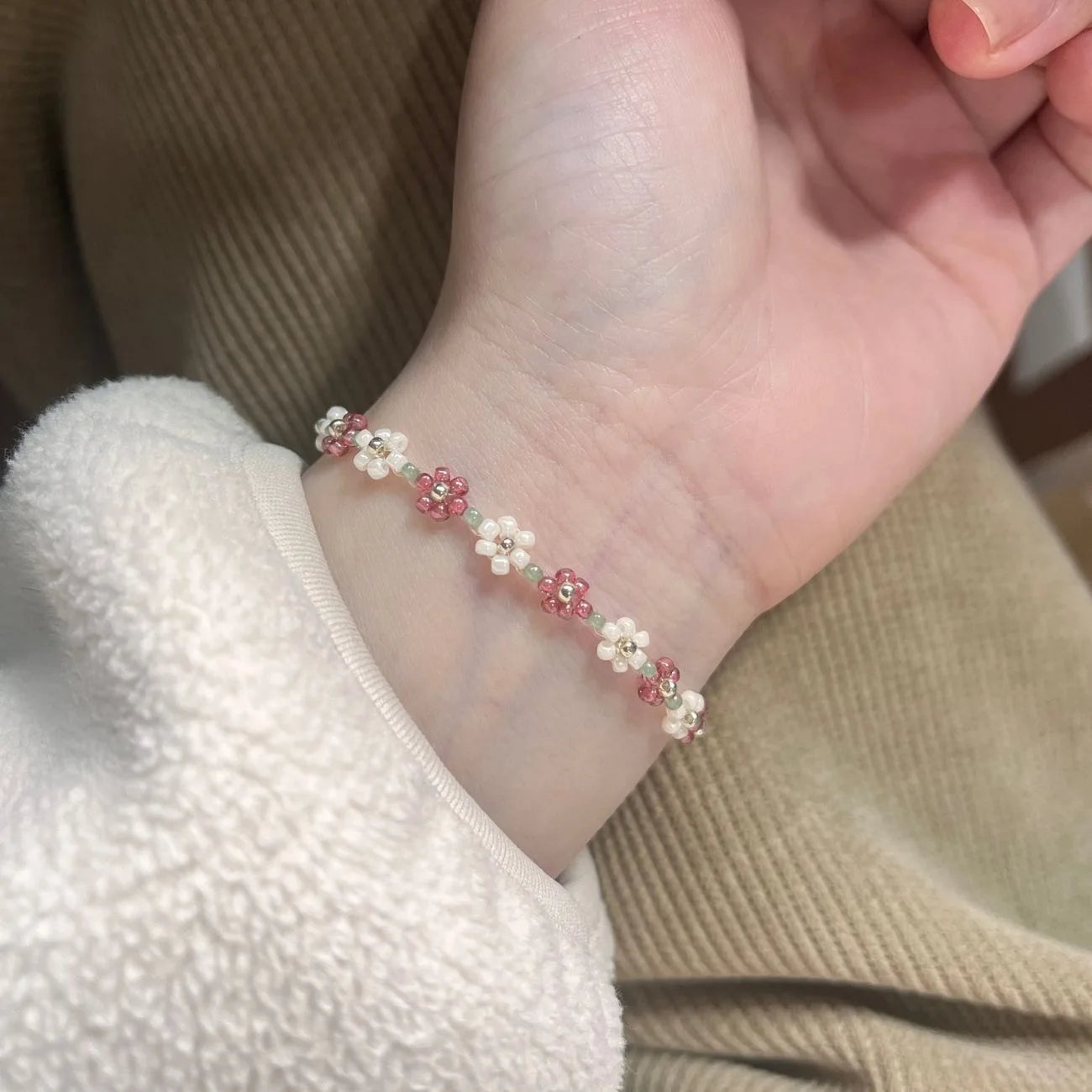 LZ Fashion Crystal Flower Friendship Bracelet